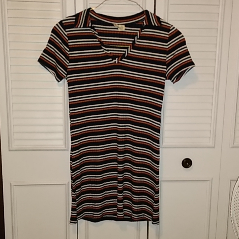Striped short sleeved dress